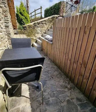 Ancien Moulin Pres D'un Ruisseau